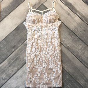 White and nude lace party dress Size S